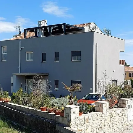 And Istrasoley Gostinjska kuća 4*