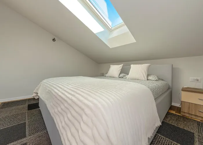 And Istrasoley Affittacamere Bale