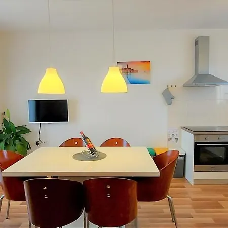 Guest house And Istrasoley 4*